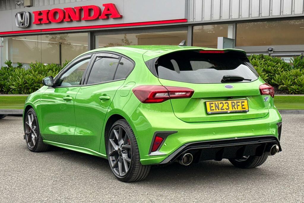 Ford Focus 2.3T Ecoboost St Euro 6 Ss Green #2