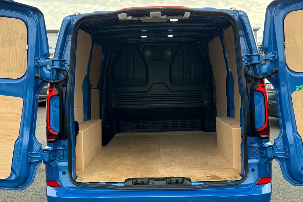 Volkswagen Transporter 2.0 Tdi 170 Commerce Pro Van KY74TVZ Blue #6