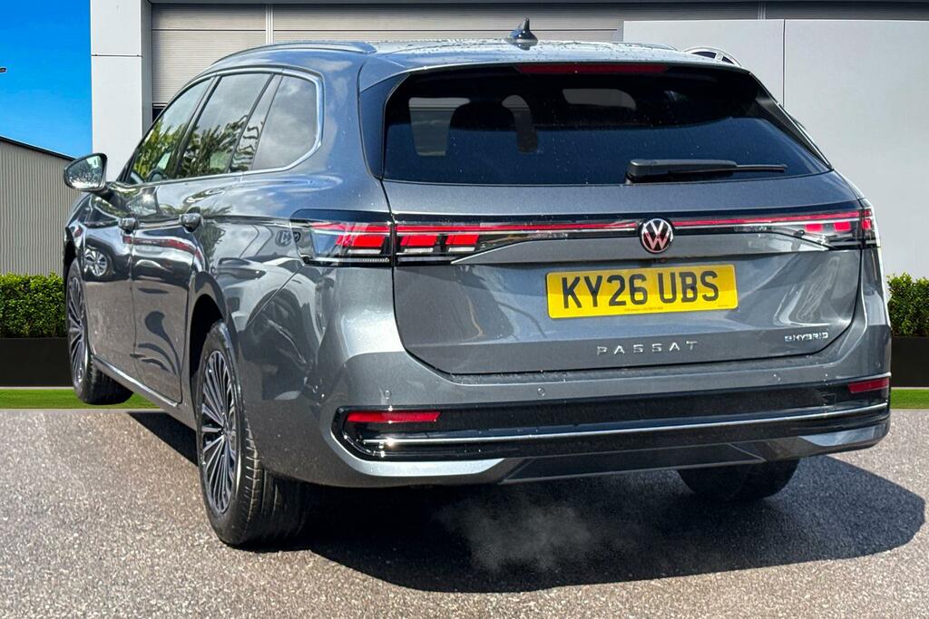 Volkswagen Passat 1.5 Tsi Ehybrid Elegance Dsg Delivery Mileage Grey #2