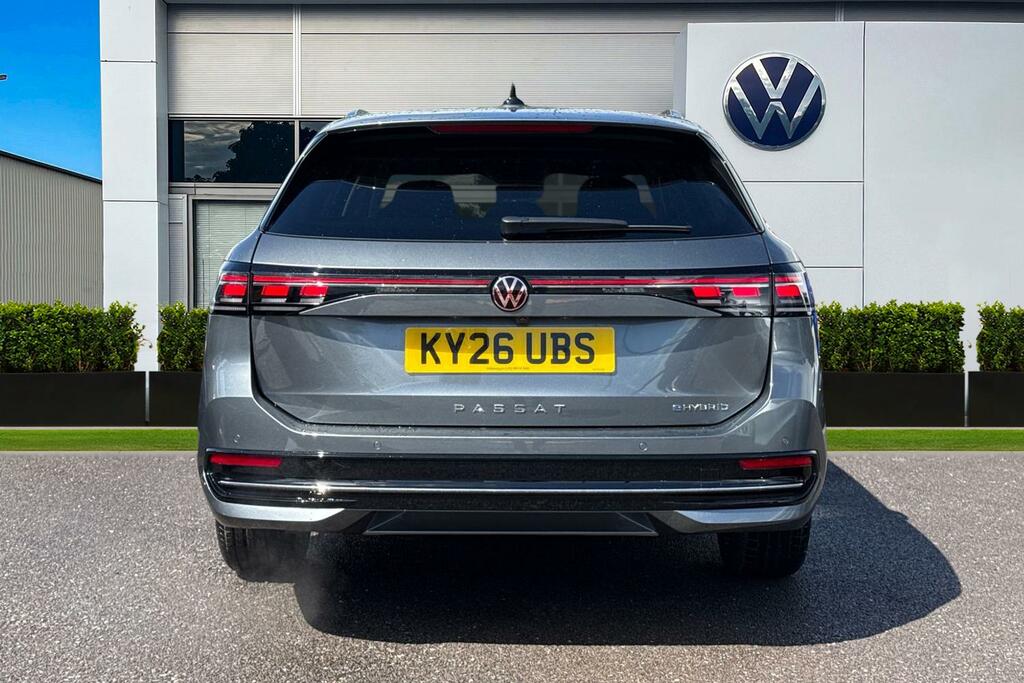 Volkswagen Passat 1.5 Tsi Ehybrid Elegance Dsg Delivery Mileage Grey #4