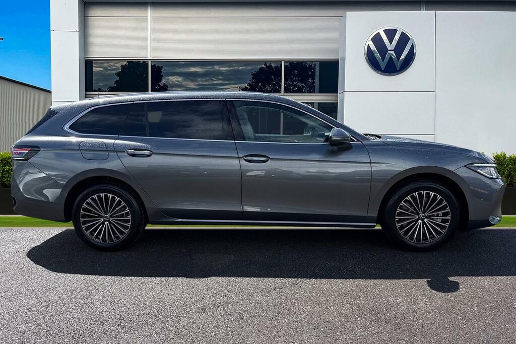 Volkswagen Passat 1.5 Tsi Ehybrid Elegance Dsg Delivery Mileage Grey #3