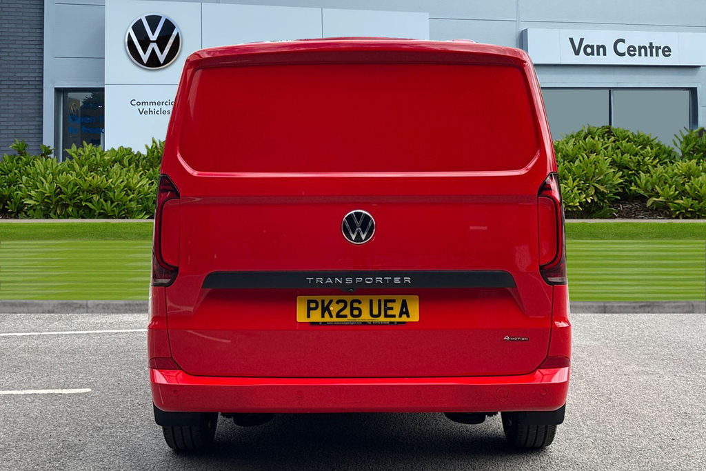Volkswagen Transporter 2.0 Tdi 150 Commerce Pro Van 4Motion PK26UEA Red #4