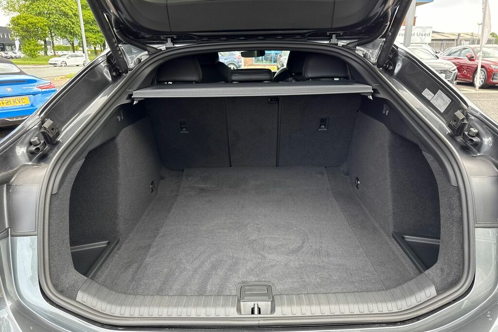 Audi A6 E-tron Sportback Sportback Edition 1 E-tron Quattro 315,00 Kw KM75NBO Grey #6