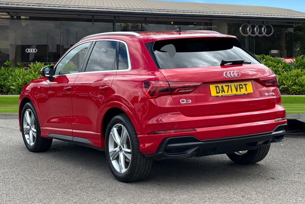 Audi Q3 S Line 35 Tfsi 150 Ps S Tronic DA71VPT Red #2