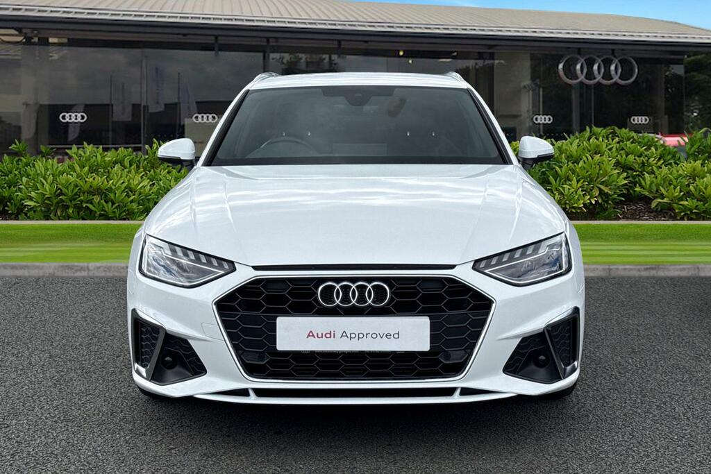Audi A4 Avant Avant S Line 35 Tfsi 150 Ps S Tronic LM73HFD White #5