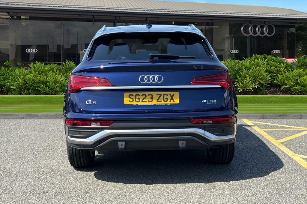Audi Q5 S Line 40 Tdi Quattro 204 Ps S Tronic SG23ZGX Blue #4