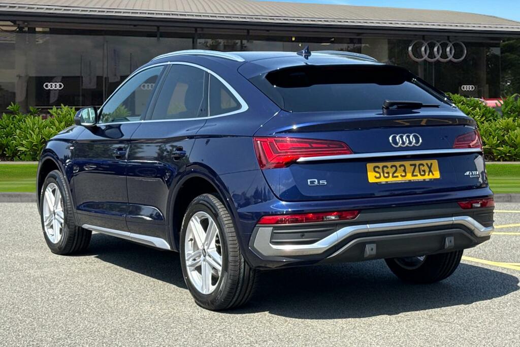 Audi Q5 S Line 40 Tdi Quattro 204 Ps S Tronic SG23ZGX Blue #2