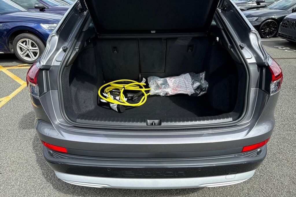 Audi Q4 E Tron Q4 Sportback Sport 45 E-tron 210,00 Kw KM75ZWY Grey #6
