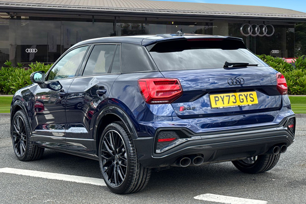 Audi SQ2 Black Edition Tfsi 300 Ps S Tronic Blue #2