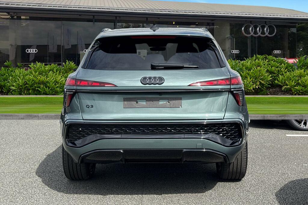 Audi Q3 Suv Launch Edition E-hybrid 272 Ps S Tronic KY75CPZ Green #4