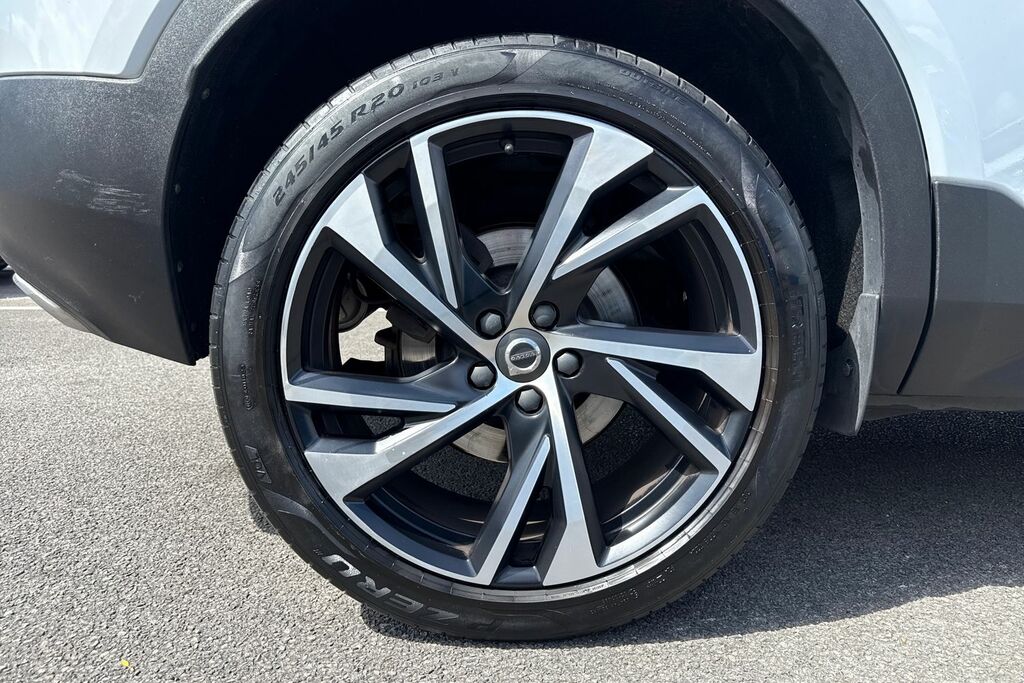 Volvo XC40 2.0 D4 R-design Pro Awd Euro 6 Ss NL69NEJ Silver #6