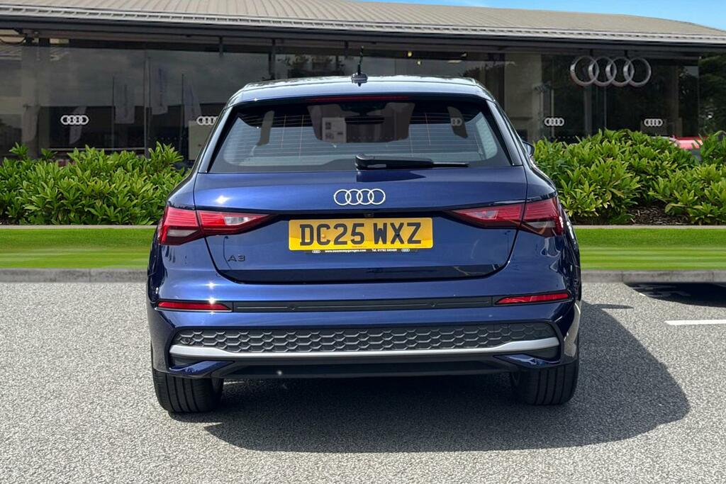 Audi A3 Sport Tfsi 116 Ps S Tronic DC25WXZ Blue #4