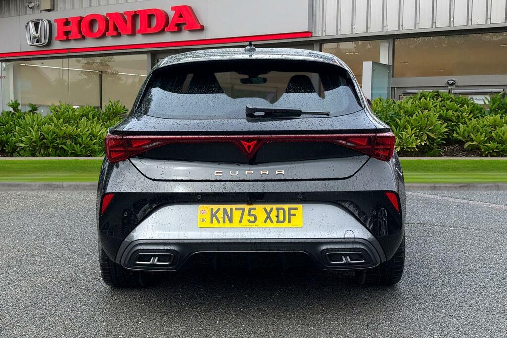 Cupra Leon 1.5 Etsi V2 Dsg Euro 6 Ss KN75XDF Black #5