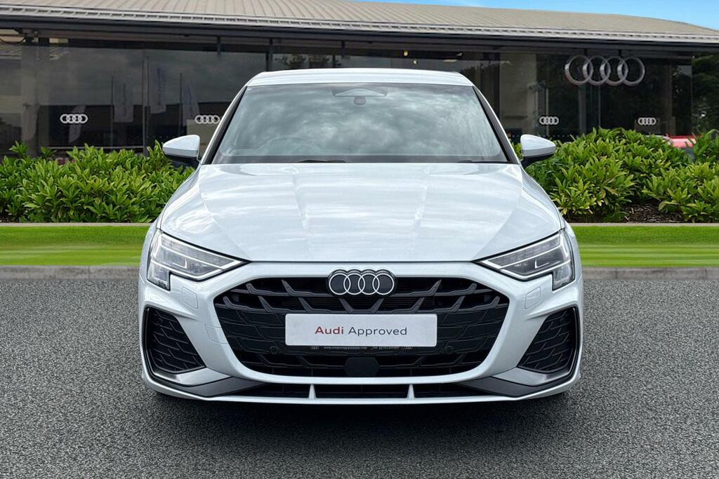 Audi A3 S Line Tfsi 116 Ps S Tronic KM75CYZ White #5