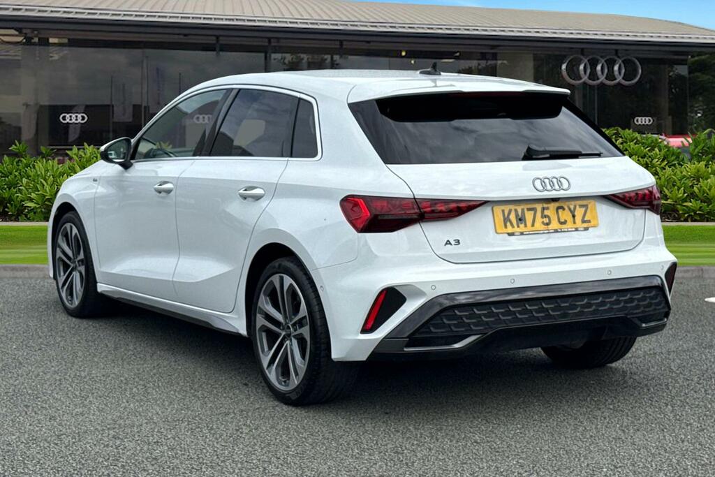 Audi A3 S Line Tfsi 116 Ps S Tronic KM75CYZ White #2