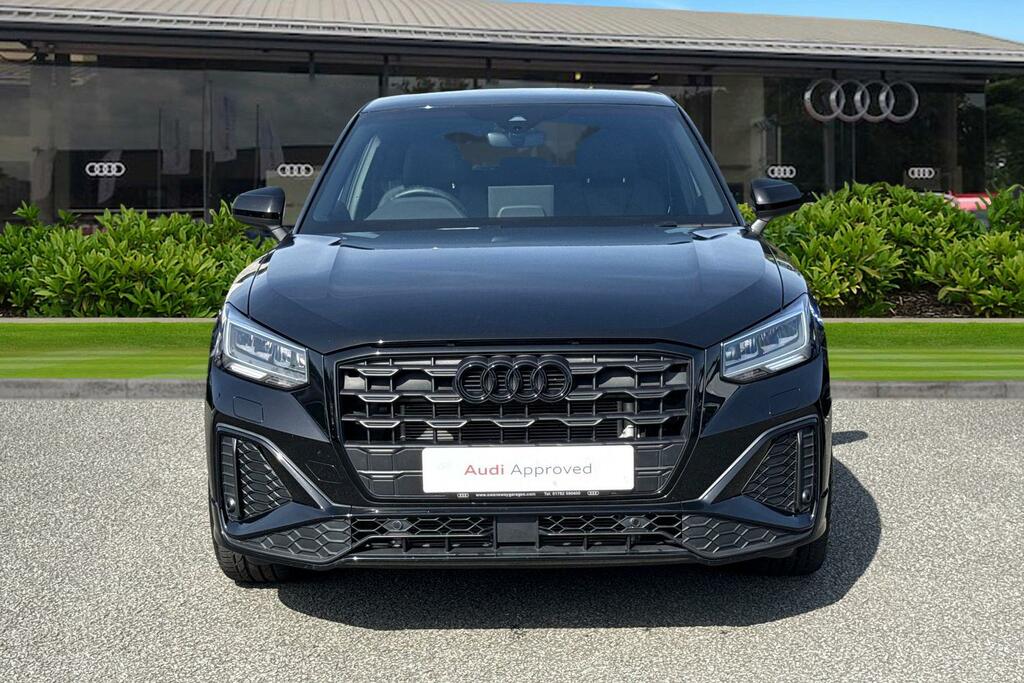 Audi Q2 Black Edition 35 Tfsi 150 Ps S Tronic KM75XHB Black #5