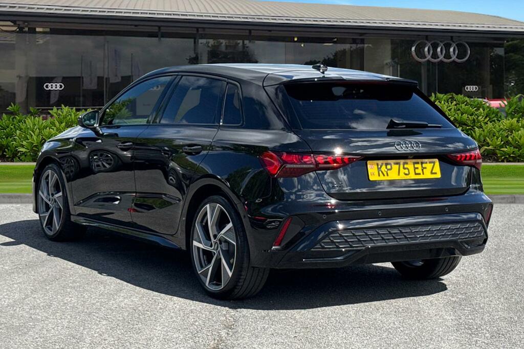 Audi A3 Black Edition Tfsi 150 Ps S Tronic KP75EFZ Black #2
