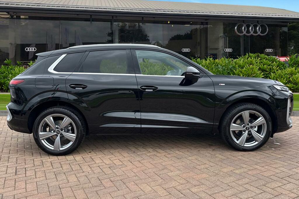 Audi Q3 1.5 Tfsi S Line Suv S Tronic Euro 6 S BT75EFC Black #3
