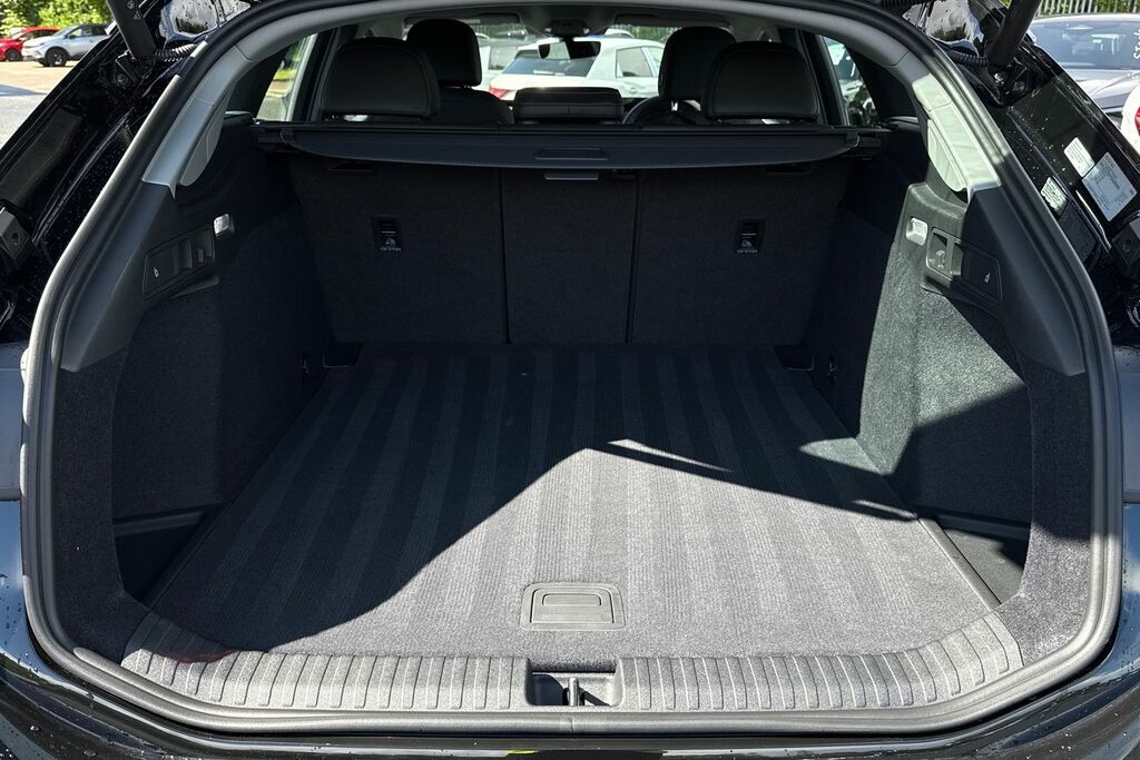 Audi A6 E-tron Avant Avant Sport E-tron Performance 270,00 Kw Black #6