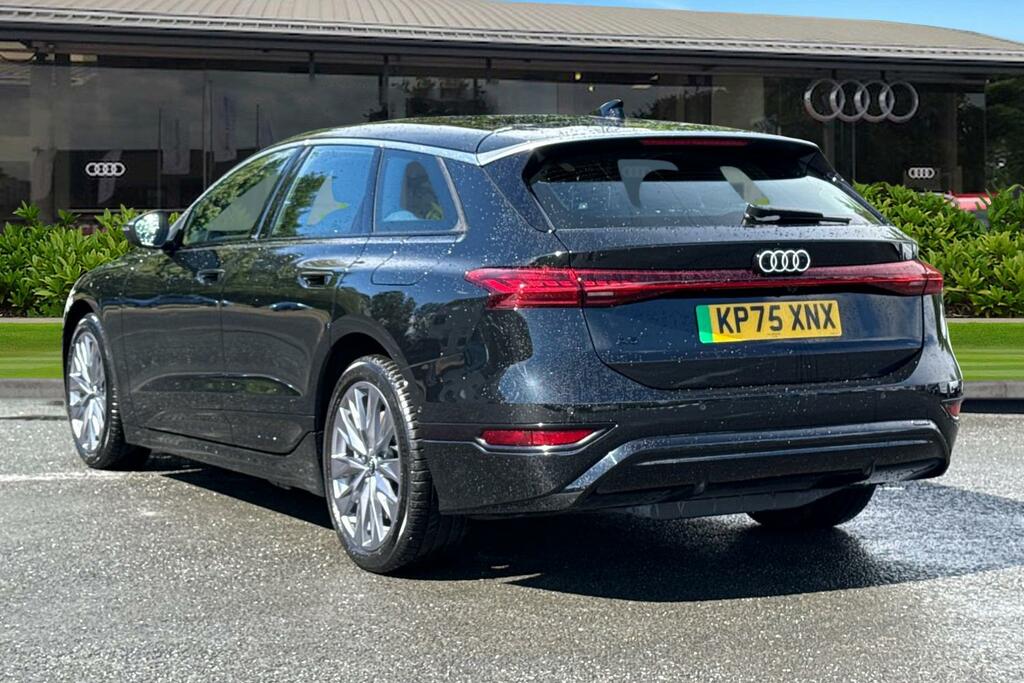 Audi A6 E-tron Avant Avant Sport E-tron Performance 270,00 Kw Black #2