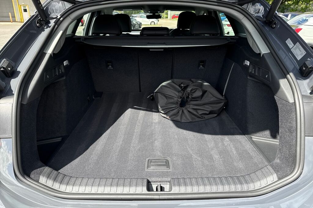 Audi A6 E-tron Avant Avant Sport E-tron Performance 270,00 Kw Grey #6