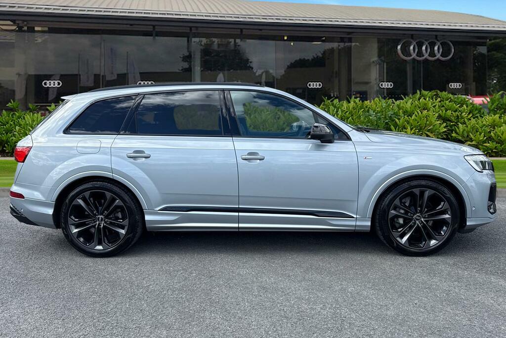 Audi Q7 Suv Black Edition Tfsi Quattro 340 Ps Tiptronic KJ25XAS Silver #3