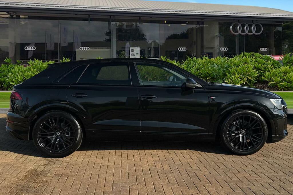 Audi Q8 Suv Black Edition Tdi Quattro 286 Ps Tiptronic BU26ZRD Black #3