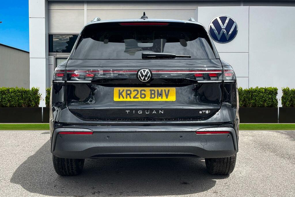 Volkswagen Tiguan 1.5 Etsi Match Dsg Delivery Mileage KR26BMV Black #4