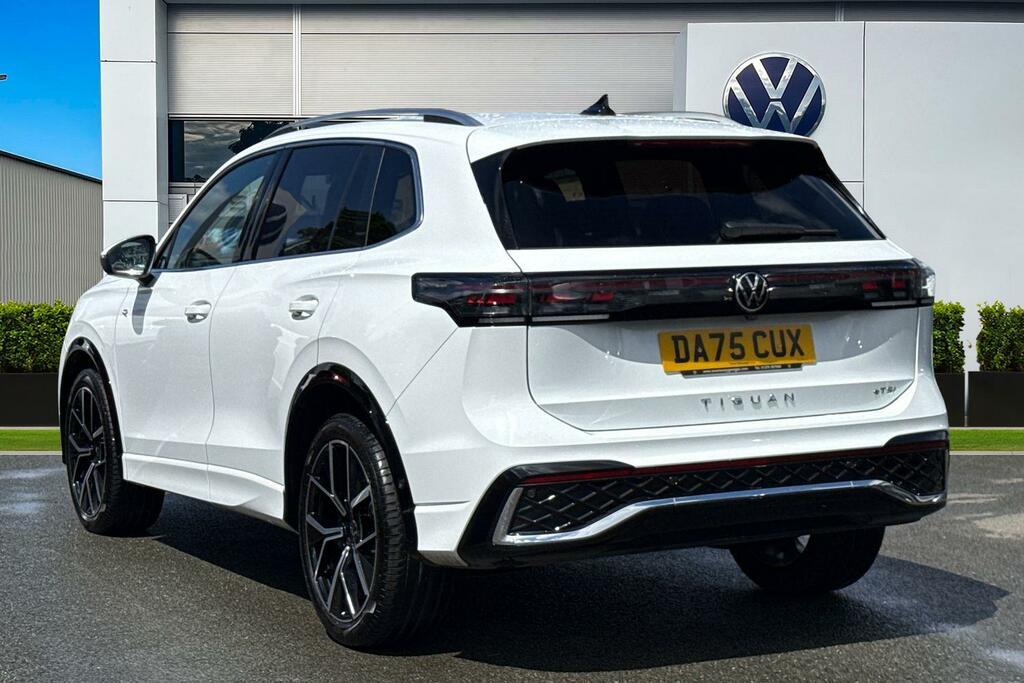 Volkswagen Tiguan 1.5 Etsi 150 R-line Dsg Rear View Camera Syst DA75CUX White #2