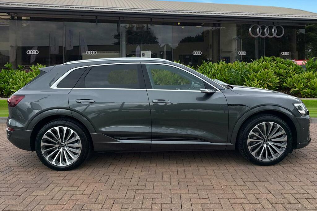 Audi Q8 e tron S Line 50 E-tron Quattro 250,00 Kw Grey #3