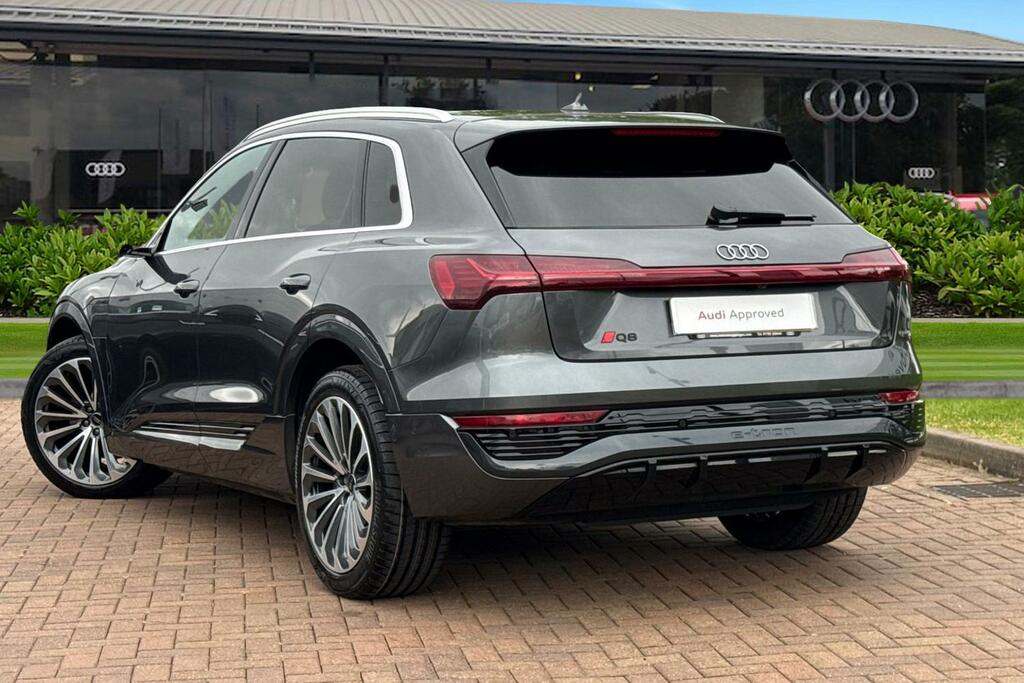Audi Q8 e tron S Line 50 E-tron Quattro 250,00 Kw Grey #2