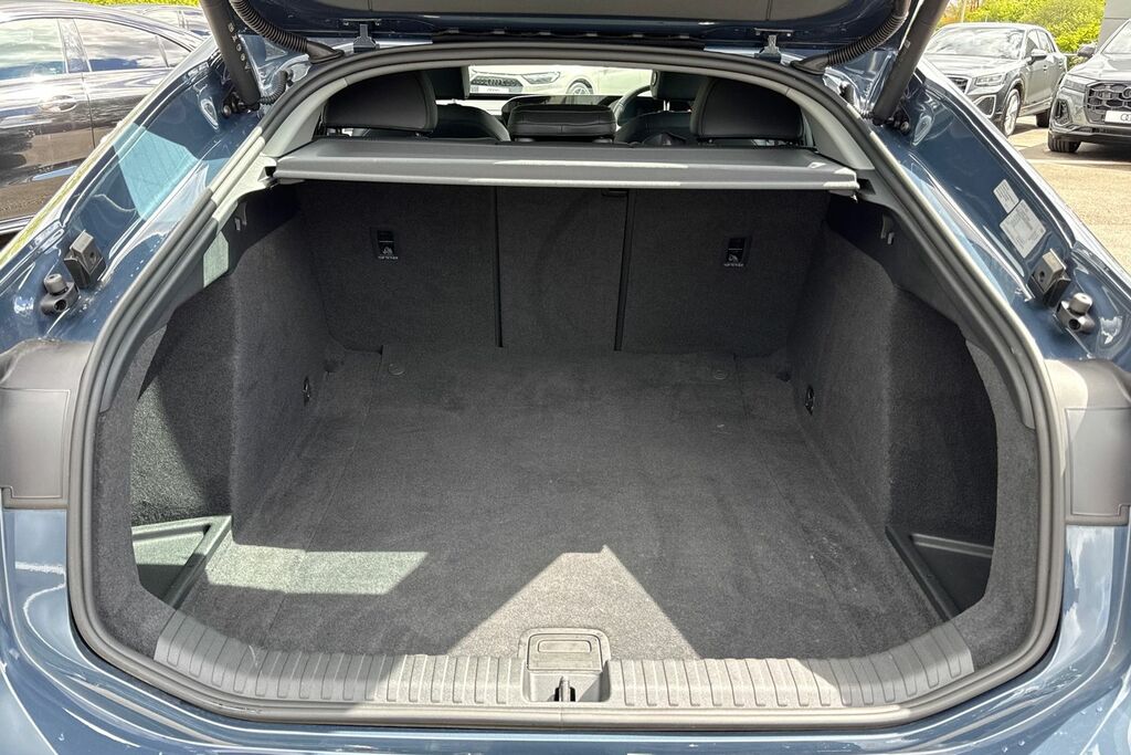 Audi A6 E-tron Sportback Sportback Sport E-tron 210,00 Kw KP75OHT Blue #6