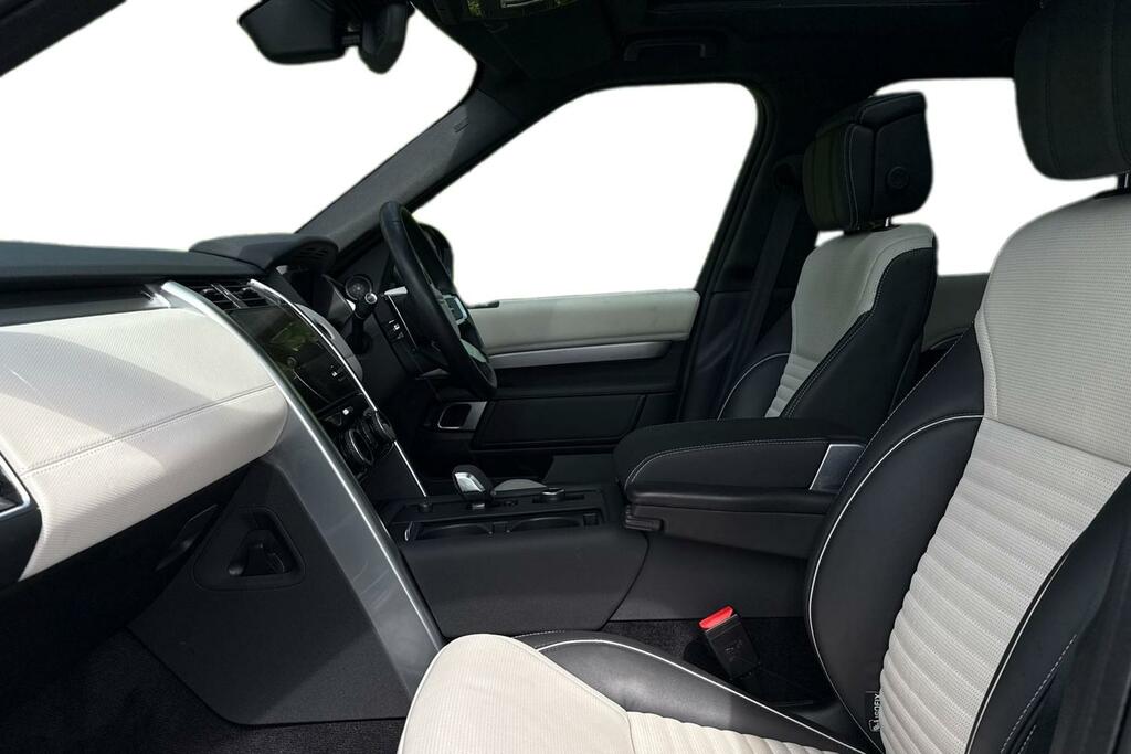 Land Rover Discovery 3.0 D300 Dynamic Hse KJ73NKA Blue #3