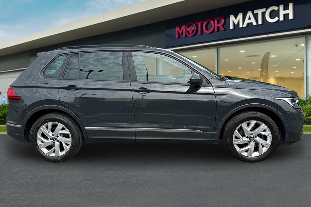Volkswagen Tiguan 1.5 Tsi Life Dsg Euro 6 Ss ML22JFU Grey #3