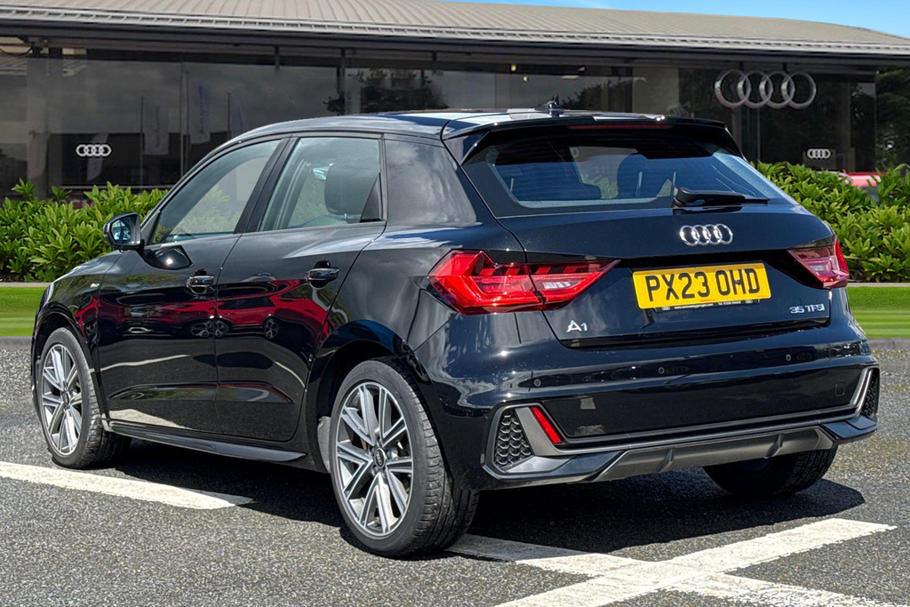 Audi A1 S Line 35 Tfsi 150 Ps S Tronic PX23OHD Black #2