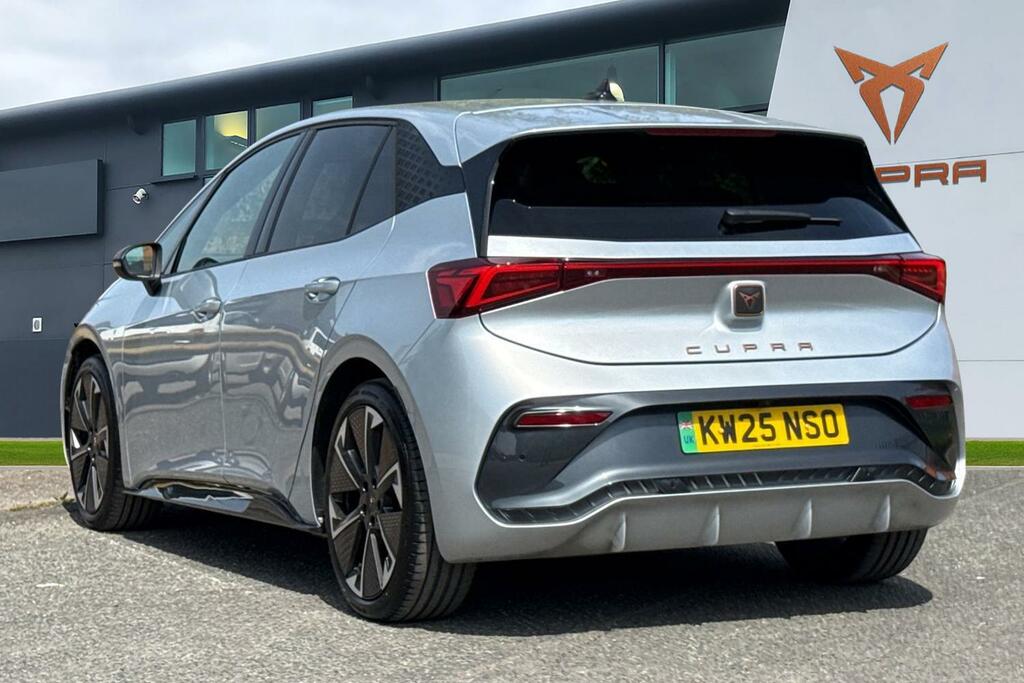Cupra Born E-boost 59Kwh V3 KW25NSO Silver #2