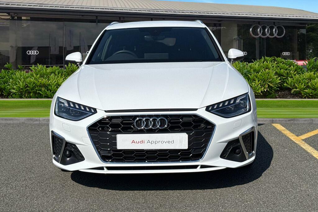 Audi A4 Avant Avant S Line 40 Tfsi 204 Ps S Tronic RK24NFJ White #5