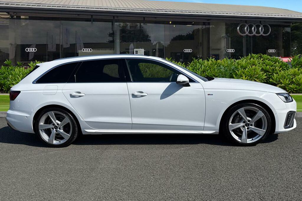 Audi A4 Avant Avant S Line 40 Tfsi 204 Ps S Tronic RK24NFJ White #3