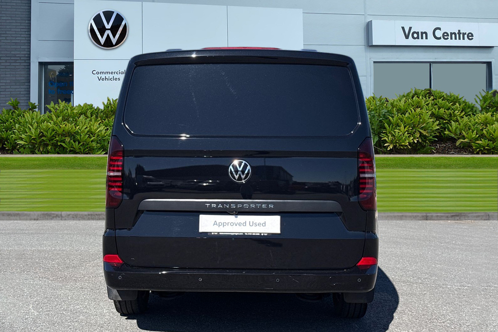 Volkswagen Transporter 2.0 Tdi 110 Commerce Pro Van DG75CKC Black #4