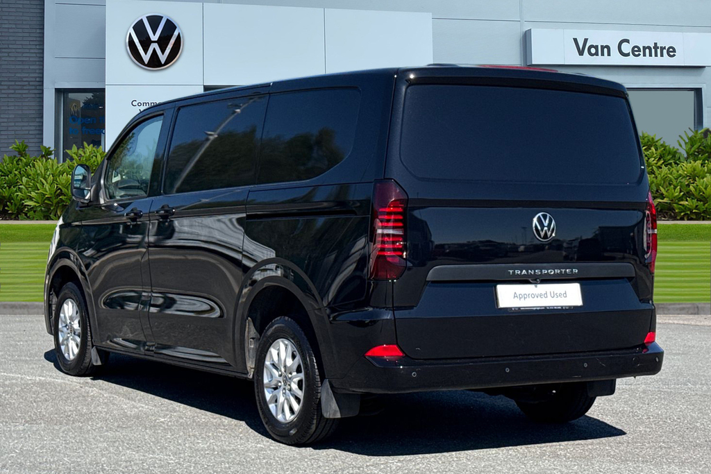 Volkswagen Transporter 2.0 Tdi 110 Commerce Pro Van DG75CKC Black #2