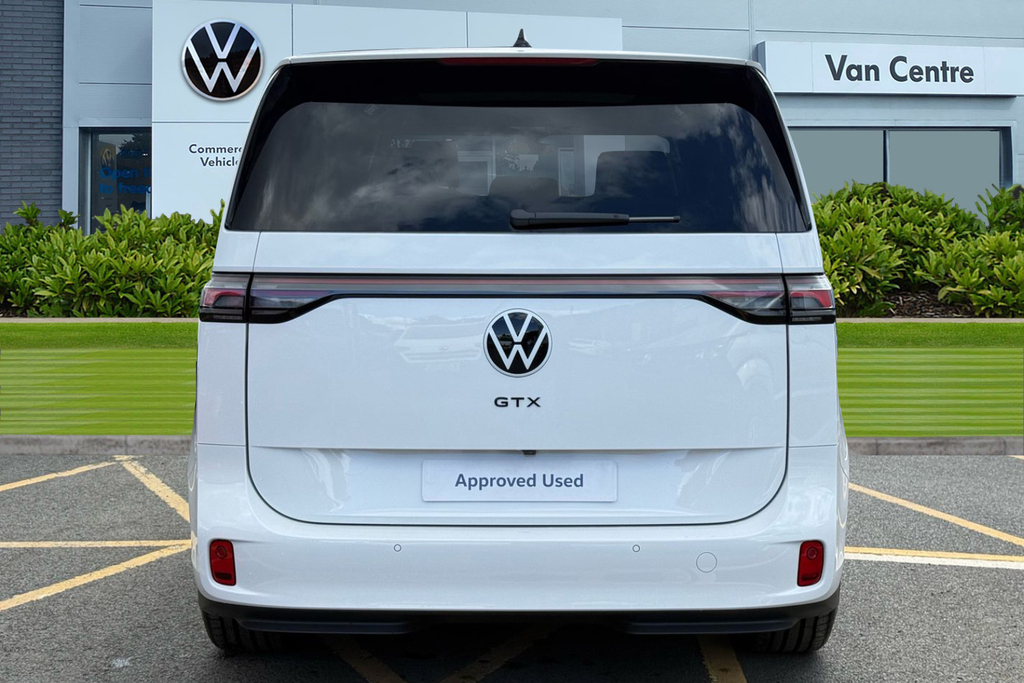 Volkswagen ID.Buzz 250Kw Gtx Pro 86Kwh 4Motion Lwb 7 Seat BD26VPA White #4