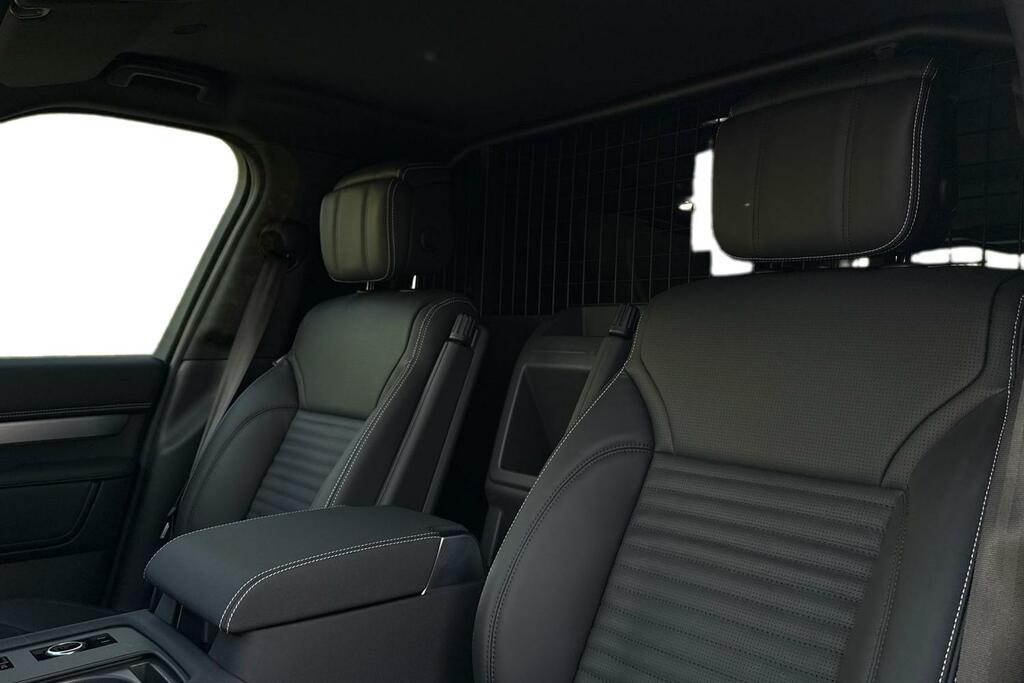 Land Rover Discovery 3.0 D350 Dynamic Hse Commercial DL26XYU Black #4