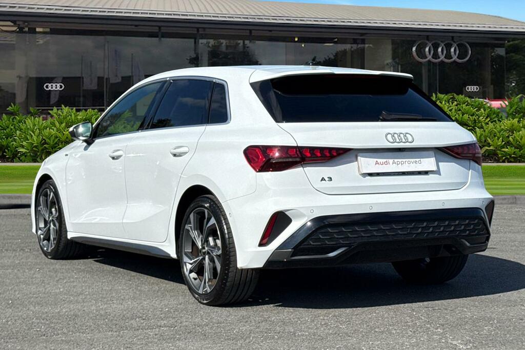 Audi A3 S Line Tfsi 116 Ps S Tronic PK75OWX White #2