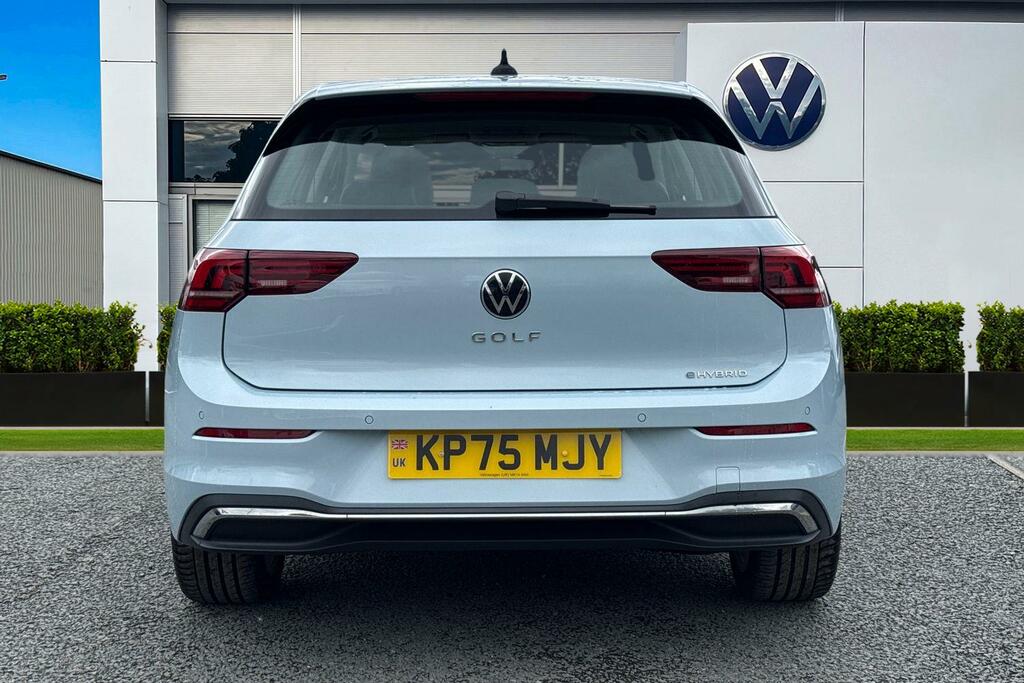 Volkswagen Golf 1.5 Tsi 204 Style Ehybrid Dsg KP75MJY Blue #4