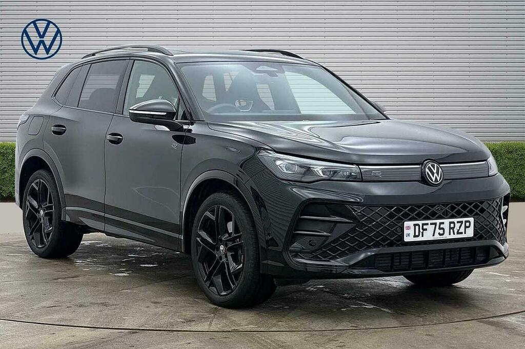 Volkswagen Tiguan 2.0 Tdi R-line Dsg Pan Roof Black Pack D Black