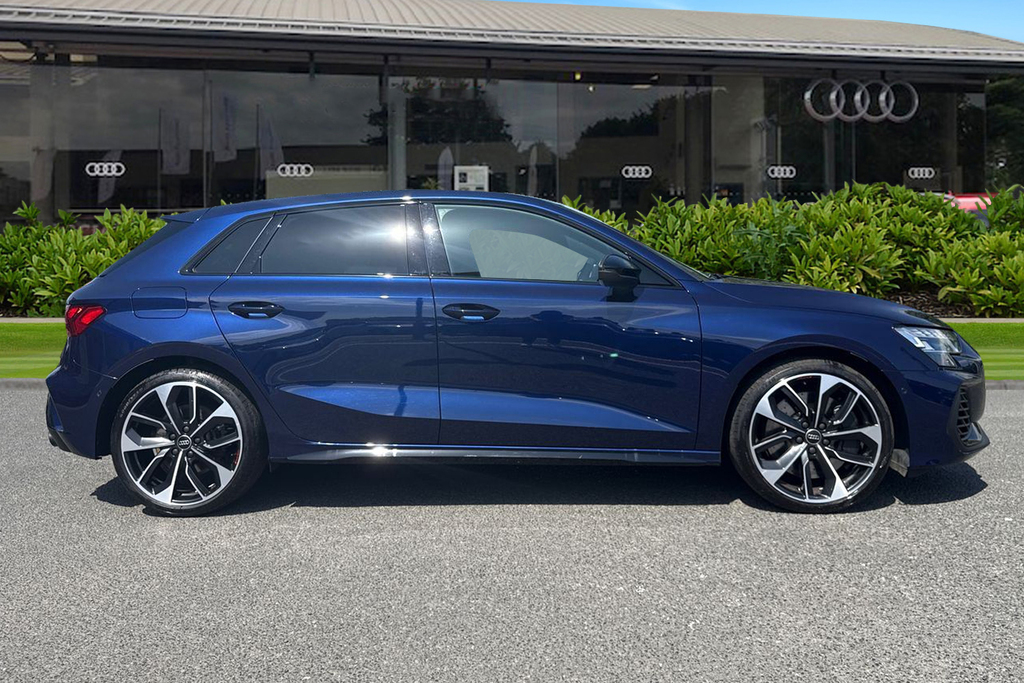 Audi S3 Black Edition Tfsi 333 Ps S Tronic KR75GBY Blue #3