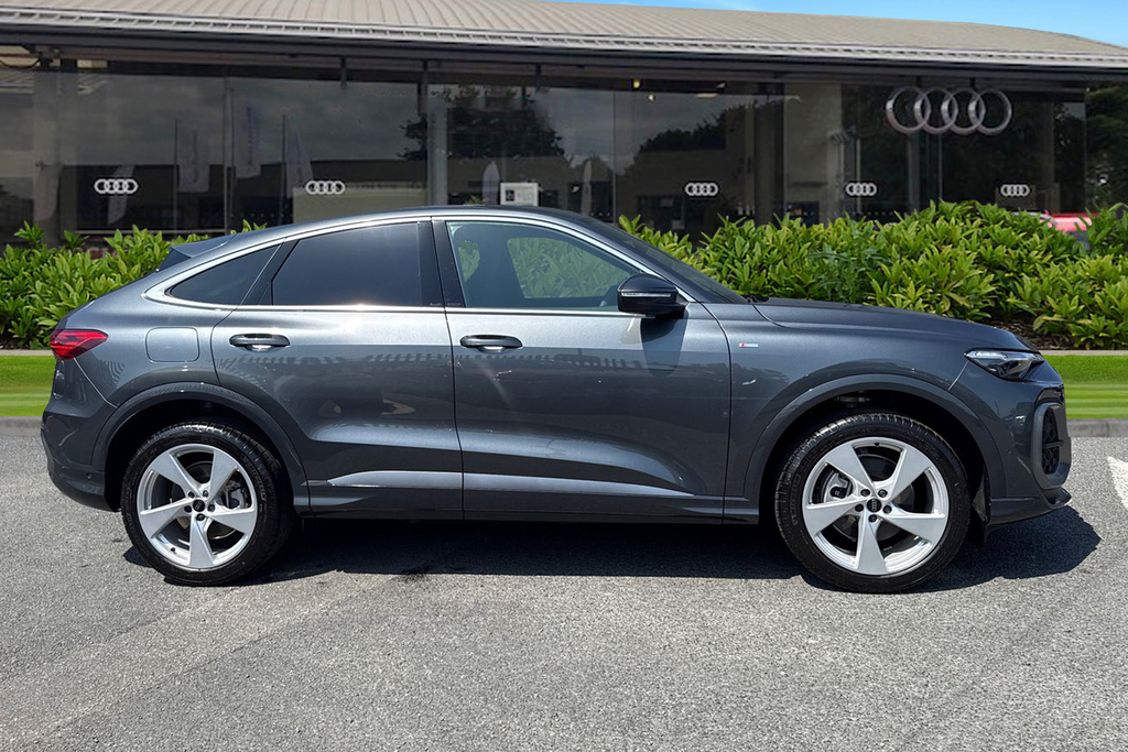 Audi Q5 S Line Tfsi Quattro 204 Ps S Tronic Grey #3