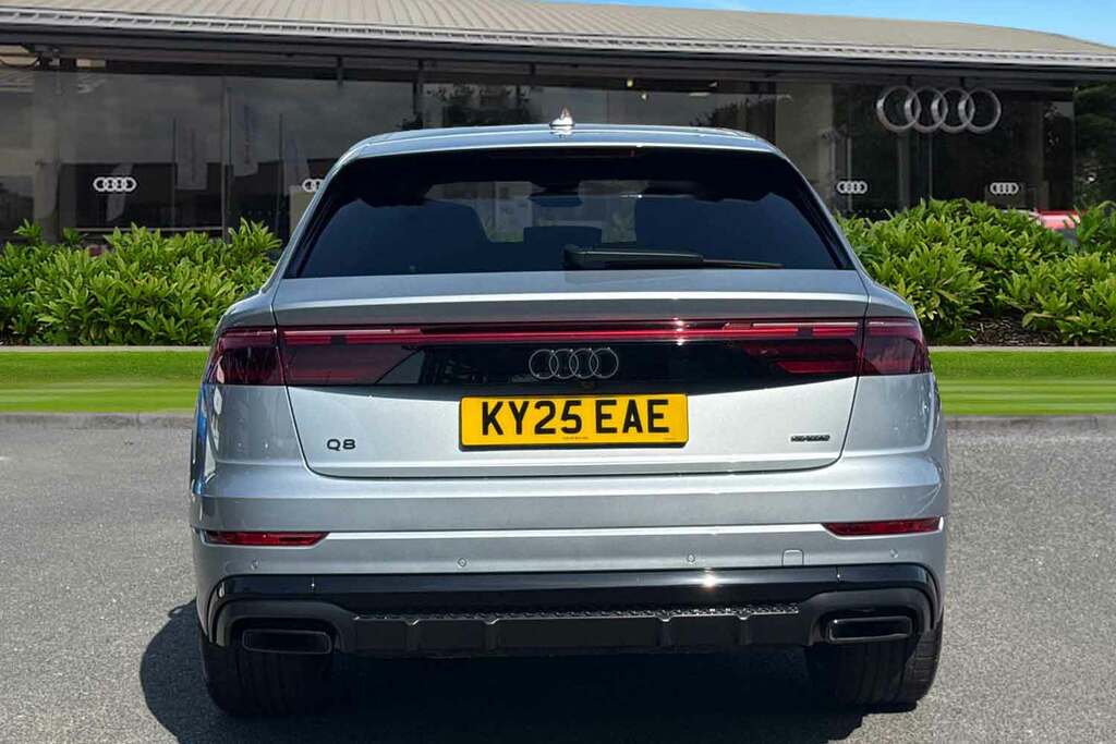 Audi Q8 Suv Black Edition 50 Tdi Quattro 286 Ps Tiptronic Silver #4