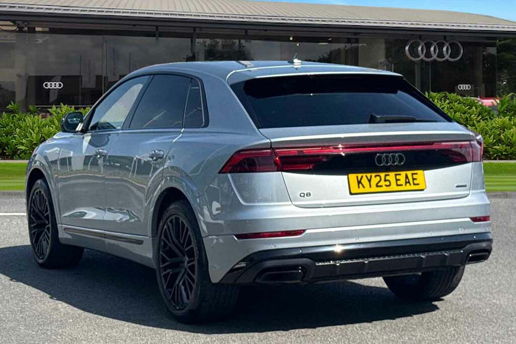 Audi Q8 Suv Black Edition 50 Tdi Quattro 286 Ps Tiptronic Silver #2