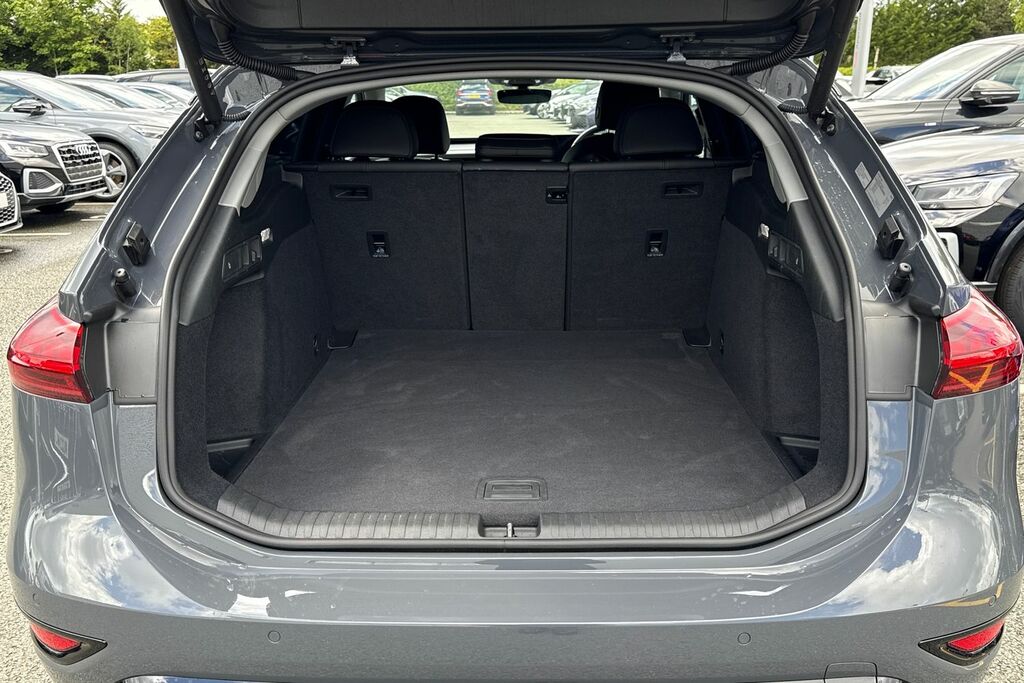 Audi A6 E-tron Avant 100Kwh Performance Sport Grey #6
